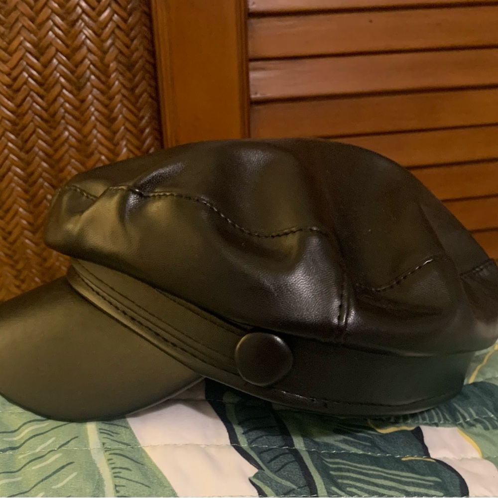 Women’s biker hat